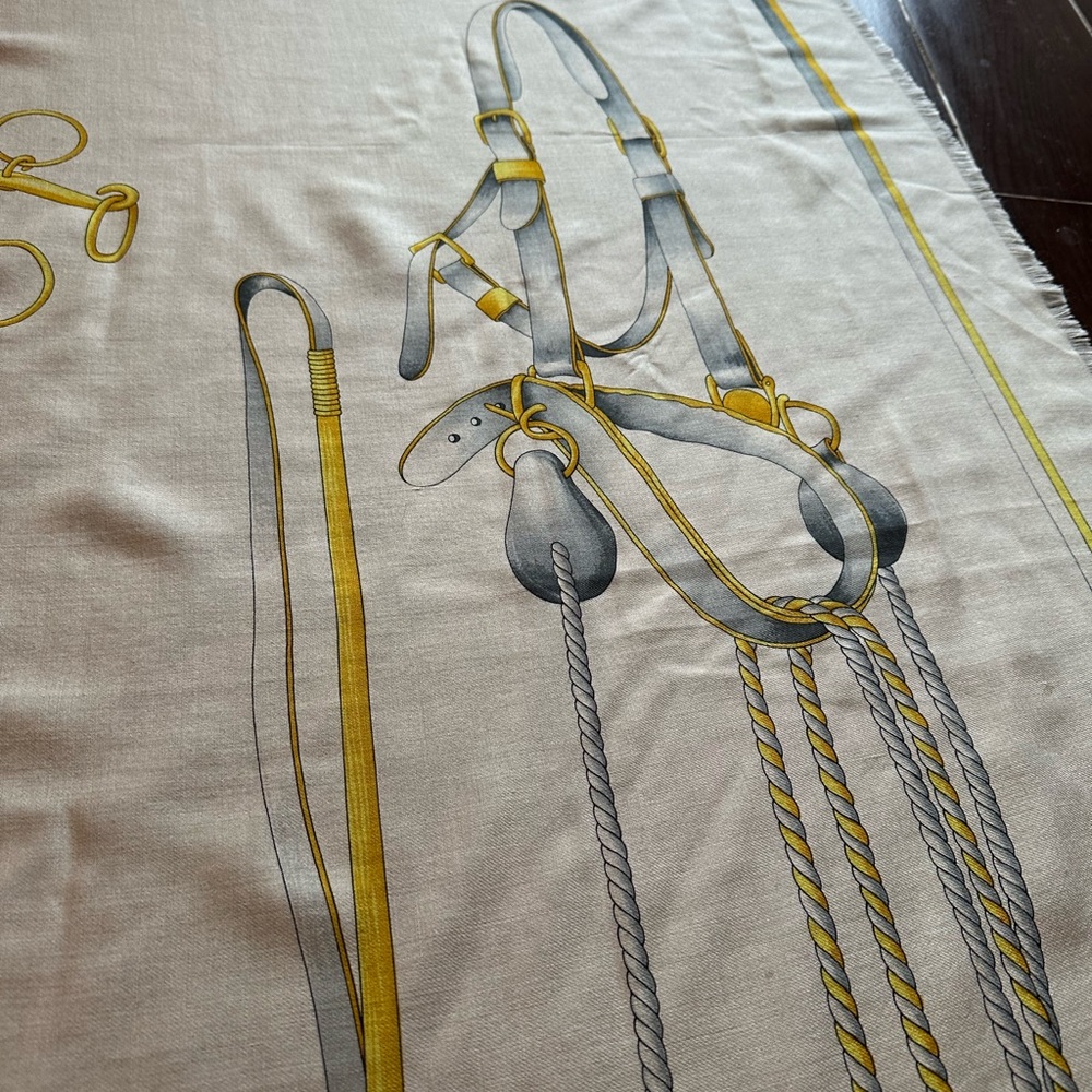 Gucci shawl/scarf - Picture 7 of 8